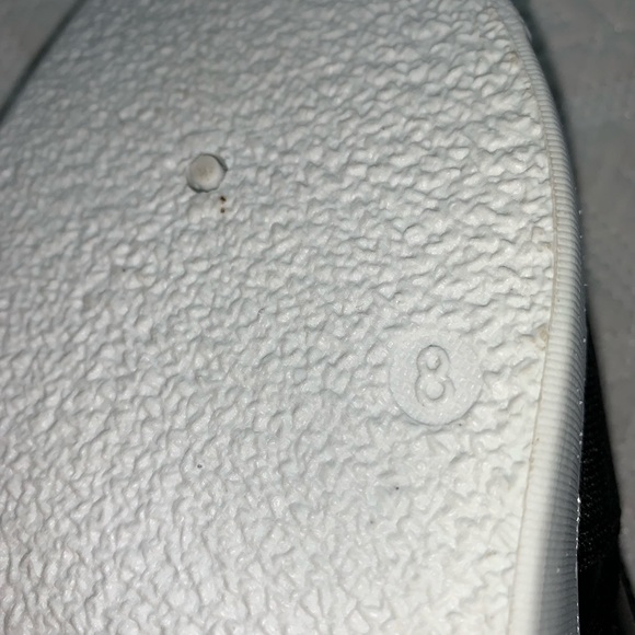 NEVER WORN Qupid commuter sneakers, size 8 - Picture 3 of 3